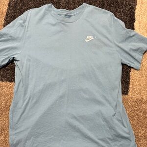 Nike Men's Light Blue Short Sleeve Tee